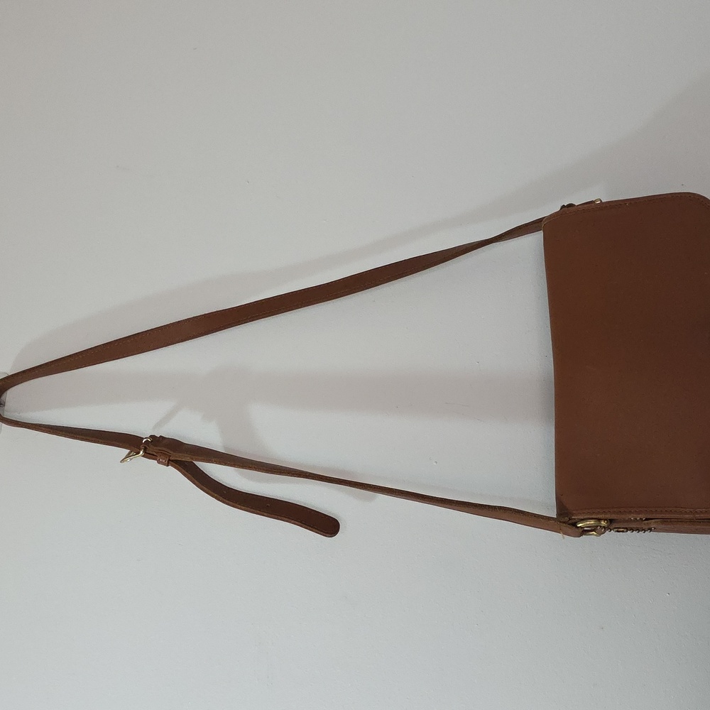 Coach Brown Leather Crossbody Bag with Gold Hardware - Picture 3 of 12